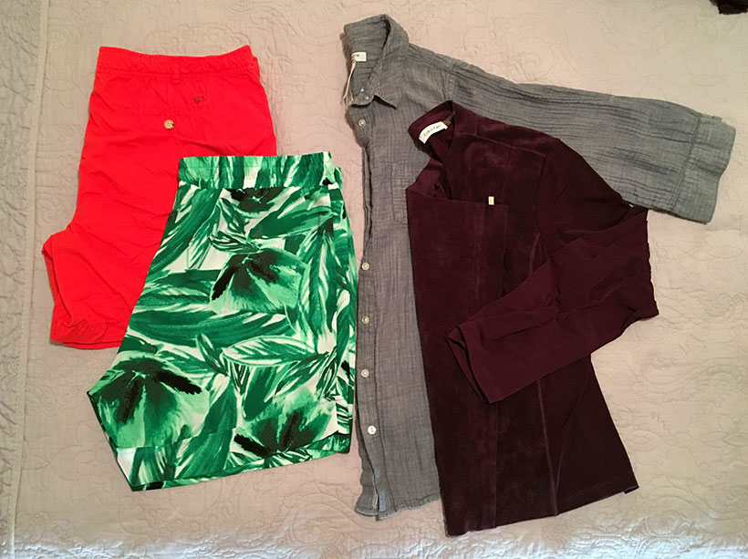 capsule-wardrobe-europe-vacation-shorts